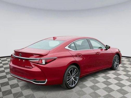 2022 Lexus ES 250 Luxury