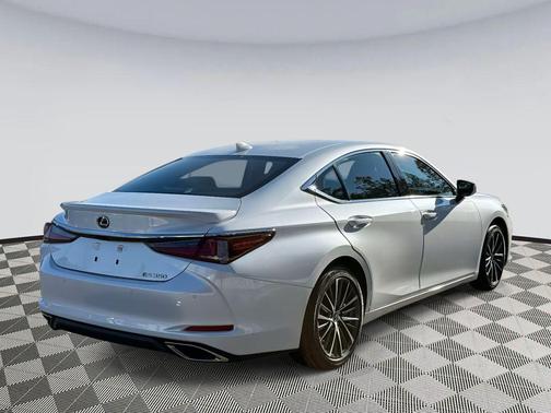 2025 Lexus ES 350 Premium