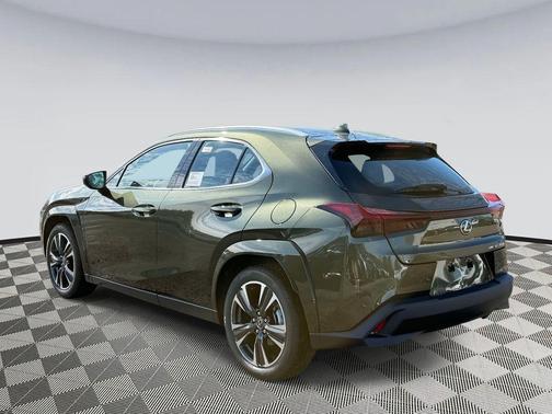 2026 Lexus UX 300h Premium