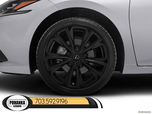 2025 Lexus ES 300h Base