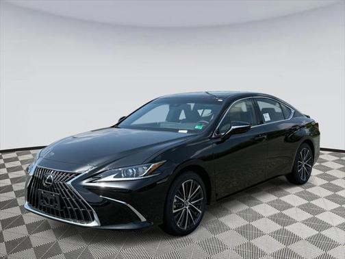 2025 Lexus ES 300h Base