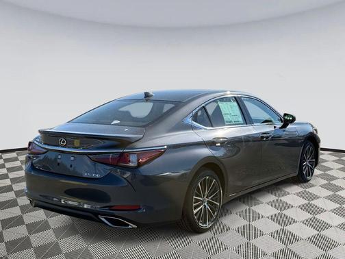 2025 Lexus ES 350 Premium