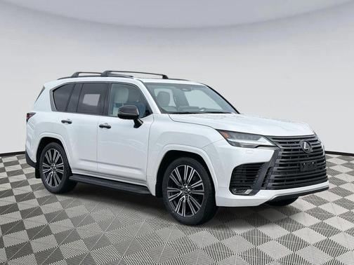 2026 Lexus LX 700h Luxury
