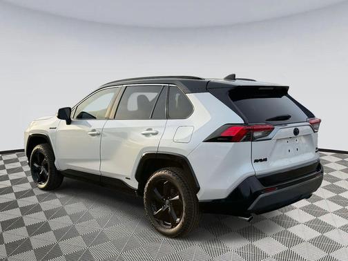 2019 Toyota RAV4 Hybrid SE