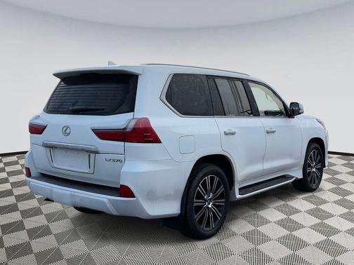 2021 Lexus LX 570 Three-Row