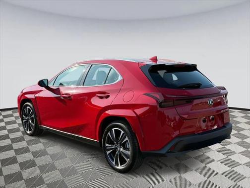 2025 Lexus UX 300h Premium