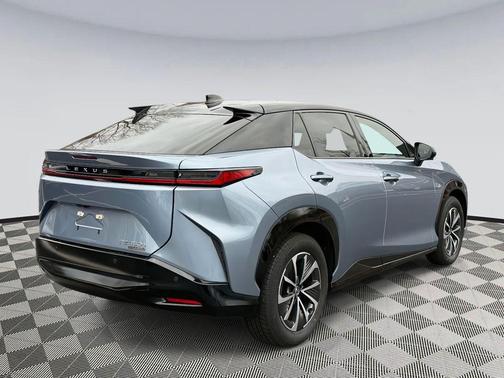2023 Lexus RZ 450e Premium