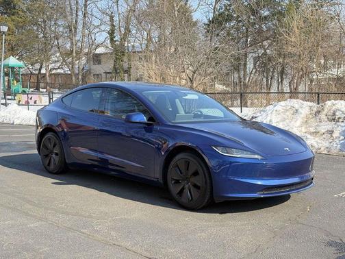 2025 Tesla Model 3 Long Range