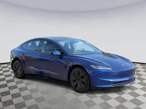 2025 Tesla Model 3 Long Range