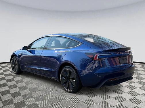2025 Tesla Model 3 Long Range