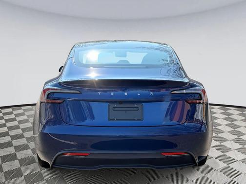2025 Tesla Model 3 Long Range