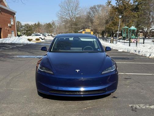 2025 Tesla Model 3 Long Range