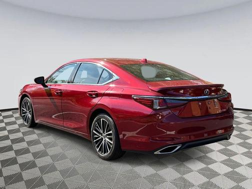 2022 Lexus ES 350 Base