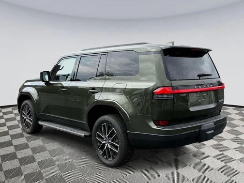 Nori Green Pearl 2024 Lexus GX 550 Premium+