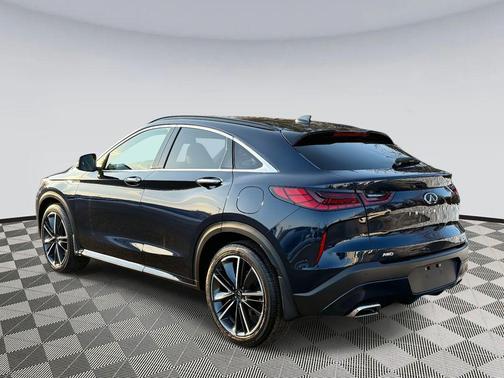 2023 INFINITI QX55 LUXE