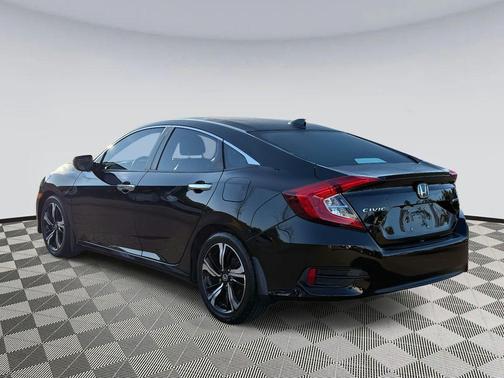 2017 Honda Civic Touring