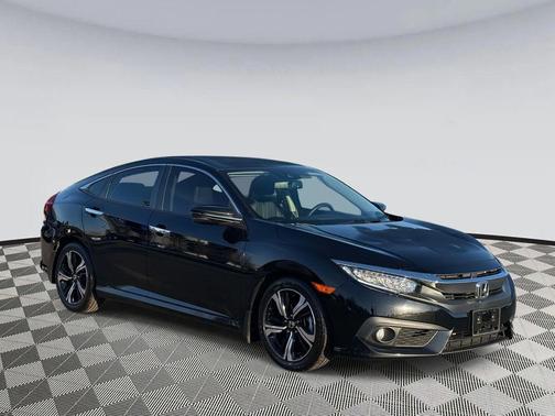 2017 Honda Civic Touring