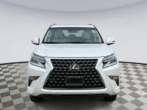 Eminent White Pearl 2023 Lexus GX 460 Premium