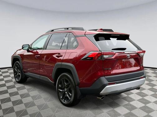 2023 Toyota RAV4 Adventure