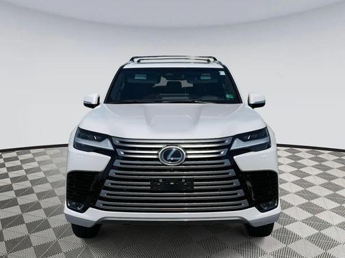 2025 Lexus LX 600 Luxury