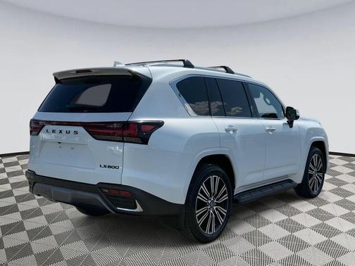 2025 Lexus LX 600 Luxury