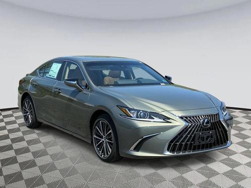 2025 Lexus ES 300h Base