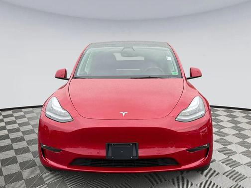 2022 Tesla Model Y Long Range Dual Motor All-Wheel Drive