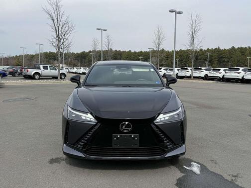 2023 Lexus RZ 450e Luxury