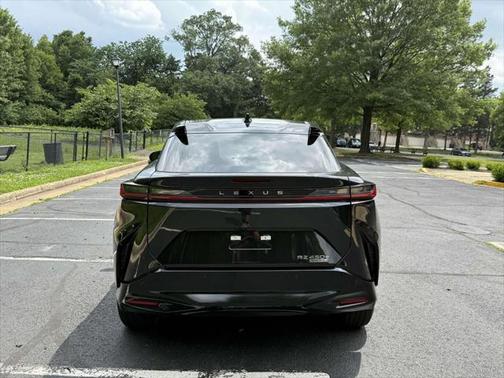 2023 Lexus RZ 450e Premium