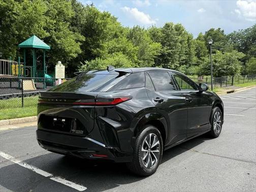 2023 Lexus RZ 450e Premium