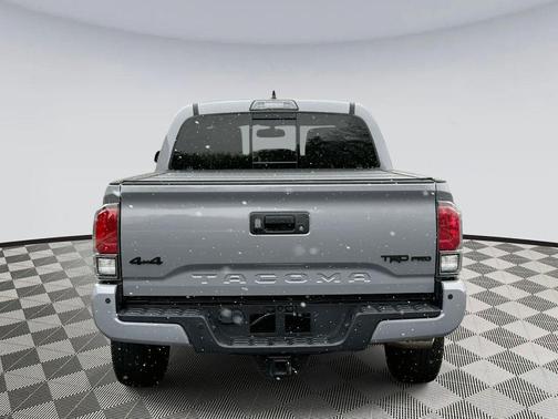 2017 Toyota Tacoma Base