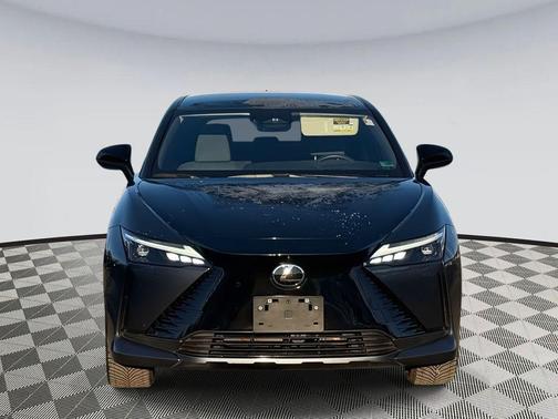 2023 Lexus RZ 450e Luxury