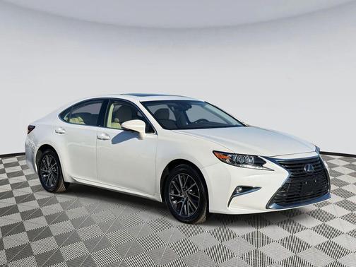2017 Lexus ES 350 Base
