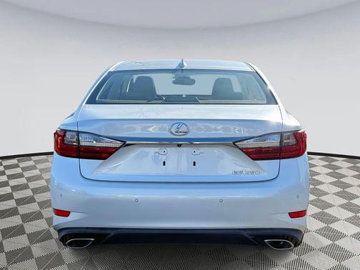 2017 Lexus ES 350 Base