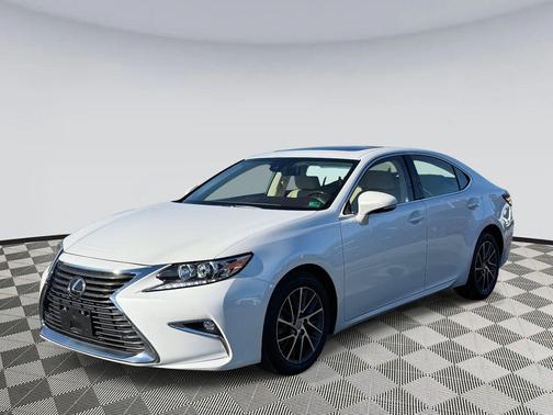 2017 Lexus ES 350 Base