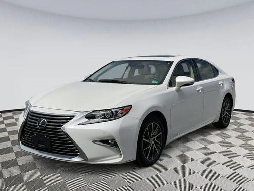 2017 Lexus ES 350 Base