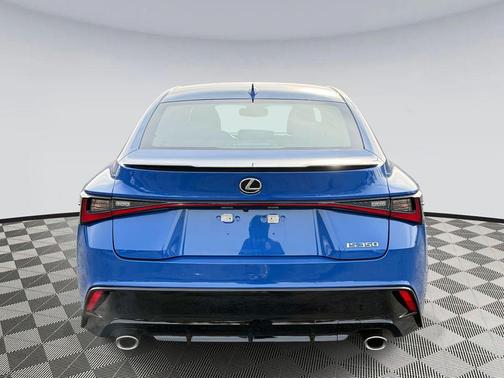 2022 Lexus IS 350 Base