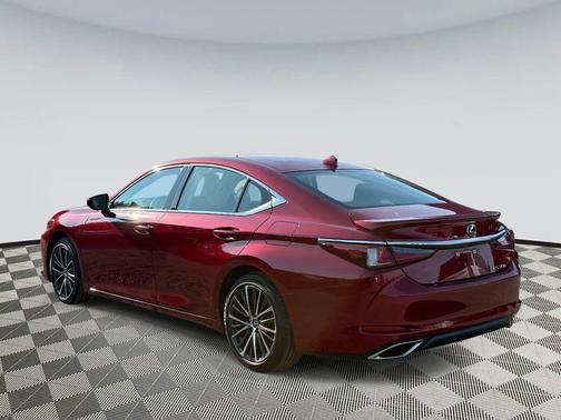 2022 Lexus ES 350 Base