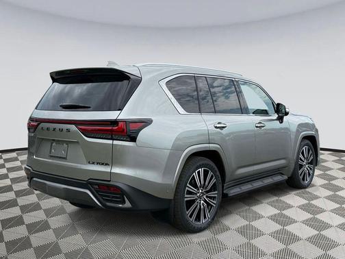 Atomic Silver 2026 Lexus LX 700h Luxury
