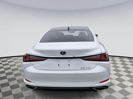 2025 Lexus ES 350 Ultra Luxury