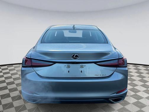 2021 Lexus ES 350 Base