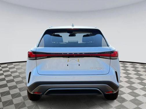2026 Lexus RX 450h+ Base