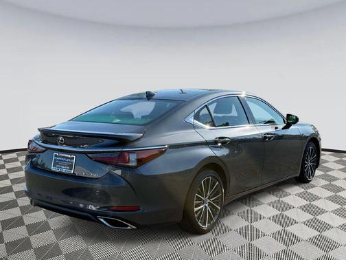 Cloudburst Gray 2025 Lexus ES 350 Premium