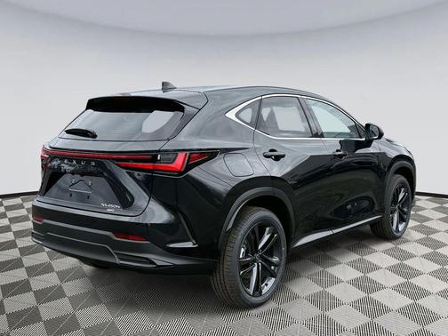 2026 Lexus NX 450h+ Luxury