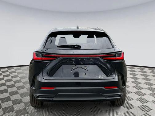 2026 Lexus NX 450h+ Luxury