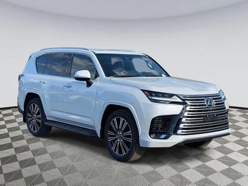 2025 Lexus LX 700h Luxury