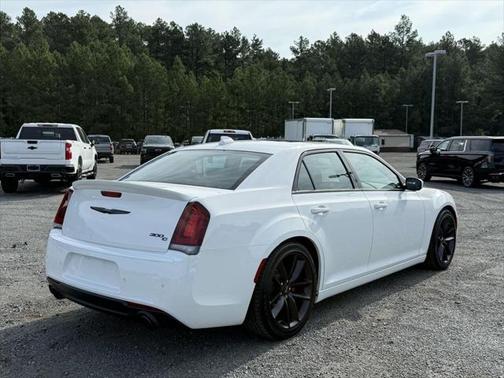 2023 Chrysler 300 C