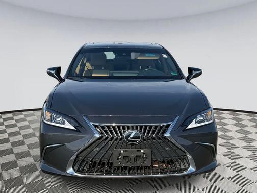 2024 Lexus ES 250 Base