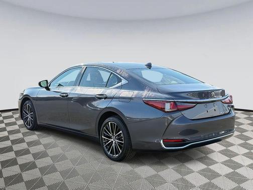 2024 Lexus ES 250 Base