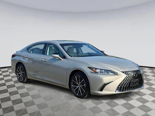2025 Lexus ES 300h Premium